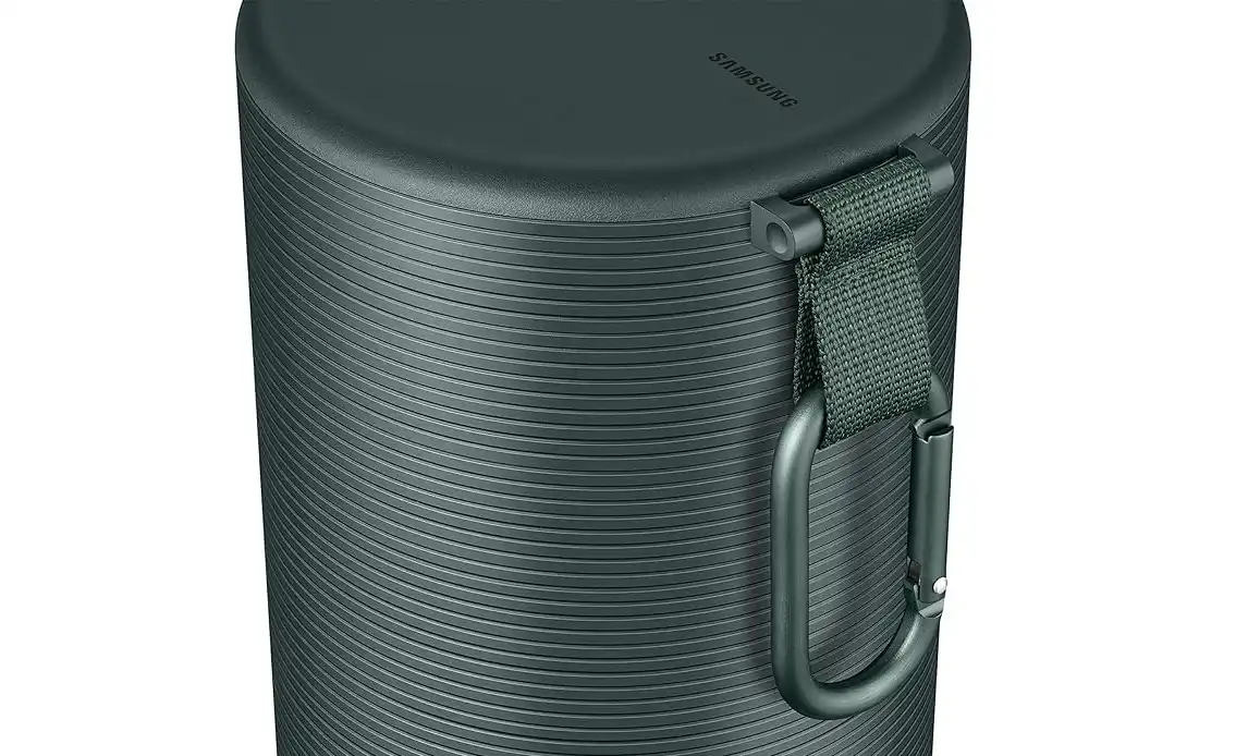 Samsung Freestyle Smart Portable Projector, FHD Resolution, Auto Focus, SP-LSP3BLA + Freestyle Case - VG-SCLA00G