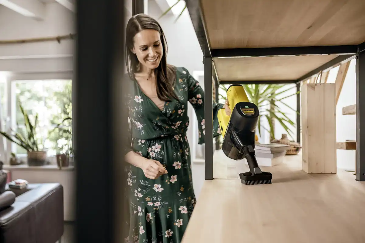 Karcher Cordless Battery Operated Vacuum Cleaner and Battery Operated Glass Cleaner and Mirrors, Yellow / Black - VC 4 Cordless my Home