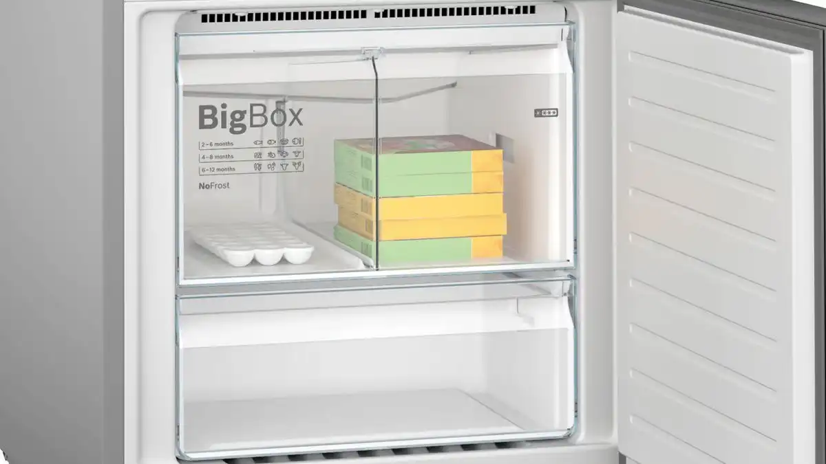 Bosch Refrigerator Combi, 2 Doors, 483 L, Nofrost , Series 4  -KGN55VI2E9