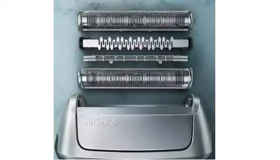 ماكينة حلاقة كهربائية للرجال براون Series 8، استخدام جاف ورطب، فضي - 8390CC