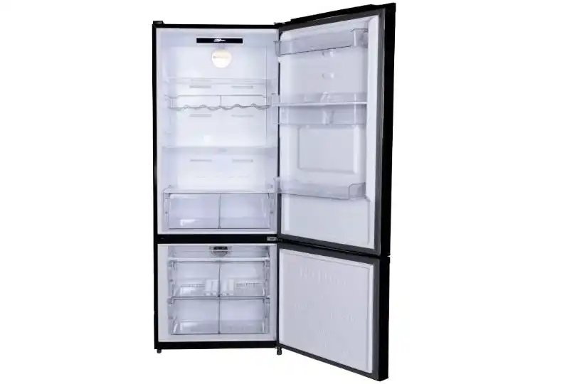 ثلاجة يونير اير سجينتشر، ديجيتال، 505 لتر اسود - URN-700CLBLG1A-DTHRBWSM