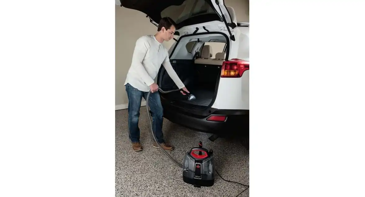 ماكينة غسيل السجاد والمفروشات محمولة SpotClean Proheat بيسيل 330 وات، أسود - 4720E