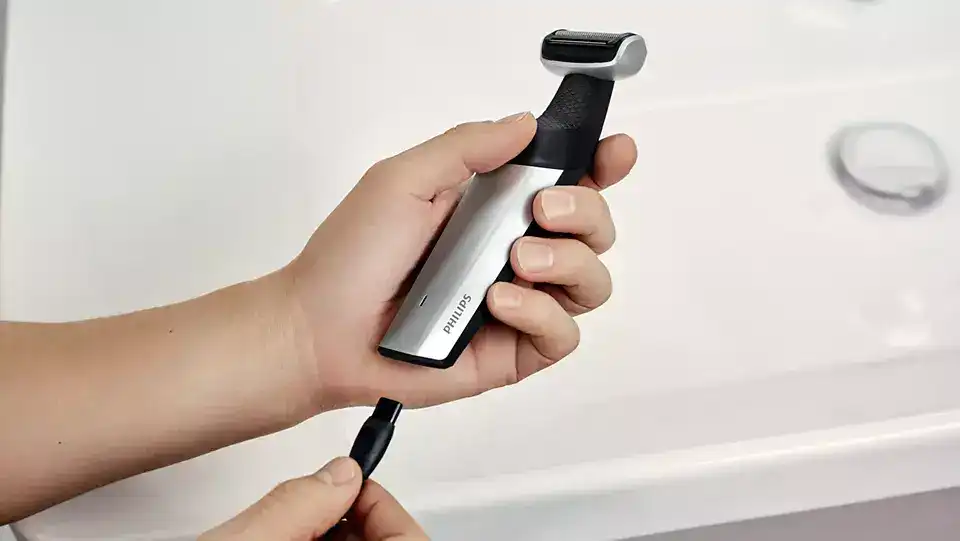 Philips Electric Shaver Wet & Dry Silver Black - BG5020-15