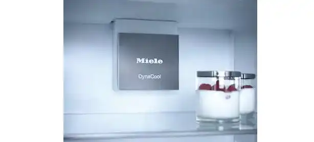 Miele Built-in Refrigerator with Bottom Freezer, 253 Liters - KFN 7734 E