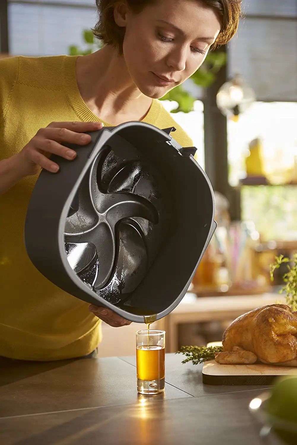 Philips Premium Air Fryer, XXL, 1.4 Kg, 2225 Watt, Black - HD9650/91