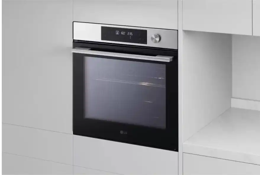 فرن بلت ان كهرباء ال جي، بميزة اير فراي، 60 سم، 76 لتر، اسود / فضي - WSED7613S.BSTZEEC