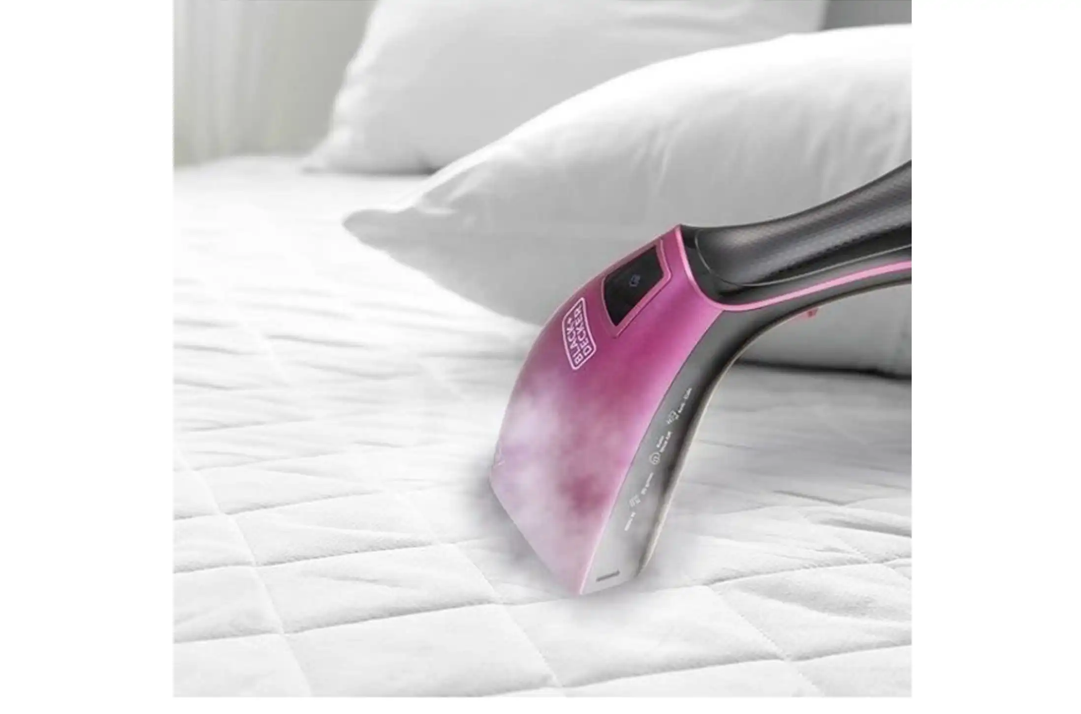 Black & Decker Portable Garment Steamer, 1600 Watt, Ceramic Base, Black / Purple, HSTD1600-B5 (International Warranty)