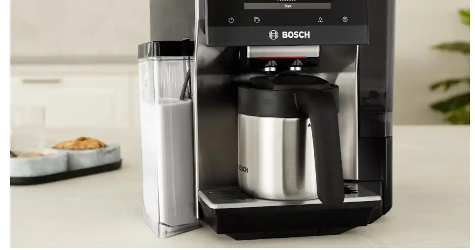 بوش Series 8 ماكينة تحضير الإسبريسو الأوتوماتيكية بالكامل VeroCafe، ستانلس ستيل - TQE80703